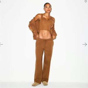 NWT Skims Cotton Fleece Classic Straight Leg Pant - Bison size small